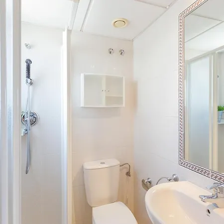 Guzman - Coral Apartman *